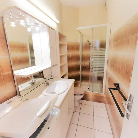 Appartamento Cosy 4 Pers, Proche Et Commerces, - Fr-1-239-887 *